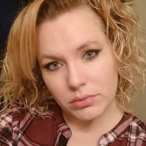 Meet your Posher, Miriam